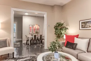 Image of School Of Law - Whole House Full of Amenities