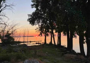 Image of Cheerful House on Lake Erie