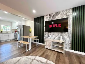 Image of Golden Downey Designer Abode - Poolside Suite