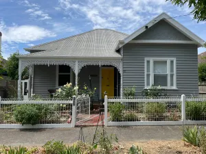 Image of Central, Classic, Contemporary , Comfortable, Convenient , Charming