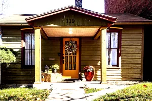 Image of Antebellum Cottage in Downtown St. Joseph, Mo.