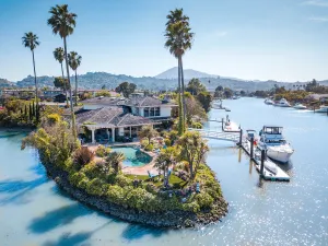 Image of Tranquil Waterfront Retreat Haven