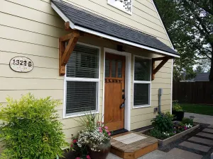 Image of ROSE CITY PARK Guesthouse!