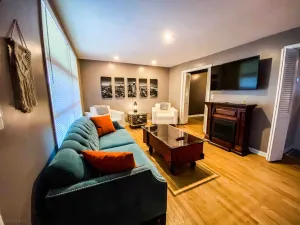 Image of Right in Nashville, One of the last standing farms