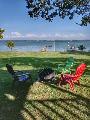 Image of Time to Relax! Waterfront! Unbelievable sunrise!