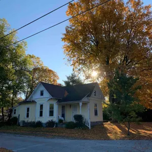 Image of Cottage on the Corner