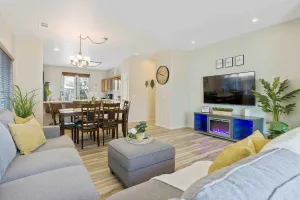 Image of VisaliaHomeNear National Parks/Fast WiFi/BBQ Grill