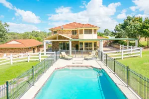 Image of Country Elegance-8 min Sirromet Winery 30 min Brisbane or Gold Coast