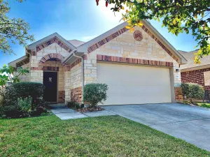 Image of New modern, beautiful 3BR,2BA home near IAH airport, Woodlands &Downtown Houston