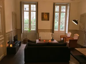 Image of Palais des Papes - Havre de Paix III