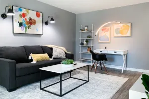 Image of Stylish, New & Clean 1b apt w\/ King Bed+Pool+Gym+Parking