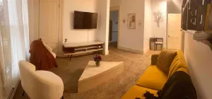 Image of Warm & Inviting Mid Century Modern 1 Bedroom Unit