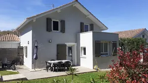 Image of House with swimming pool near Bayonne - 10 minutes from the ocean