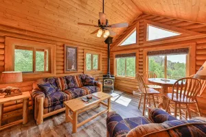 Image of Beautiful Log Cabin on 2 Acres w/Hot Tub & WiFi
