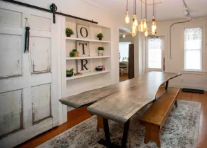 Image of Ole Tin Rooster Sleeps 12+, Downtown NEW 4 Groups!