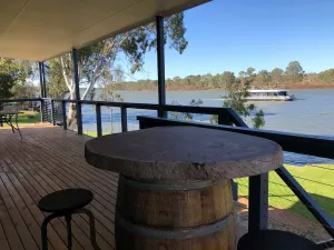 Image of Waterfront Bliss