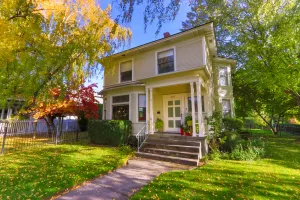 Image of Whitman House · Classic 1902 Craftsman Beauty