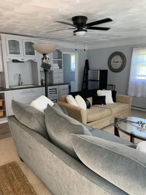 Image of Turnpike Trailway2