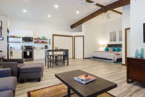 Image of Sonoma Wine Lovers Getaway - A Pleasant Stroll to the Sonoma Plaza