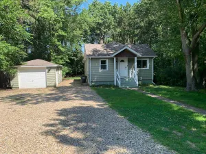 Image of Secluded Lake Escape w/ Hot Tub!
