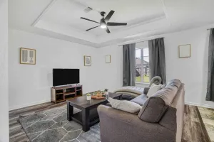 Image of 3 BR Amazing Fully Fenced Home Close to the Colleges