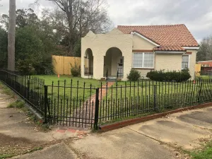 Image of The Tech House in Icehouse Historic District