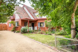 Image of Rosehaven on Rosebud