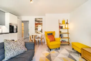 Image of Stylish 2 Bedroom Apartment Aberdeen City Centre