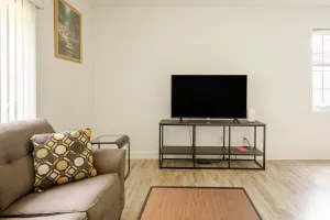 Image of Functional 4-Bedroom/4 Bath Townhouse - Unit C