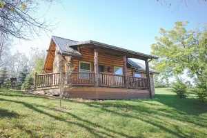 Image of Cozy Cabin Getaway with Fireplace, Kitchen, Jacuzzi Tub - Sleeps 2