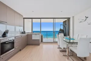 Image of Seabreeze - Carefree Absolute Beachfront Living