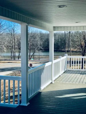 Image of Built in 2021 - 5 BR/4 BA Lakefront in Grand Rivers -The Only City on Both Lakes