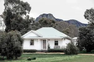 Image of A nostalgic outpost at the foot of the Grampians