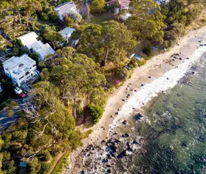 Image of Beachside Taroona with Spa