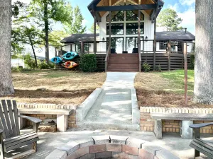 Image of Lakeshore Retreat- Lake Sinclair\/Milledgeville