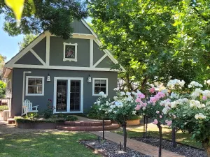 Image of The Cottage on Dhurringile