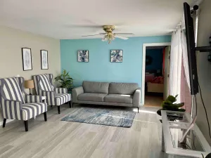 Image of Peaceful Pioneer Hill Place