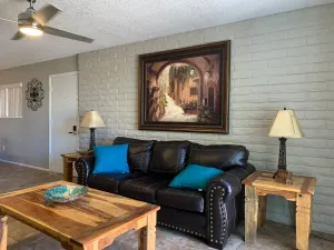 Image of Remodeled Yuma Condo close to YRMC Hospital