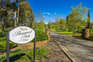 Image of A perfect country getaway for couples or friends.