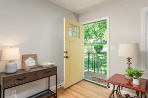 Image of Yellow Door Cottage - 3BR, Pet & family friendly!