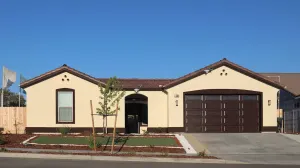 Image of Brand New Home Close to Sequoia /w Tub & Games