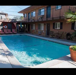 Image of Entire  Fresno\/Clovis 2 bedroom bungalow