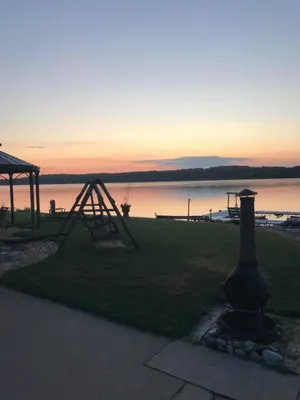 Image of Riverboat Paradise