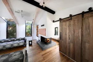 Image of Ancient Future style at Warby Sabi