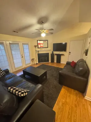 Image of 2Bed 2Bath Cozy Apartment off Guilford college!
