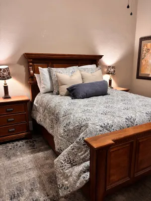 Image of The Dahlia Flat