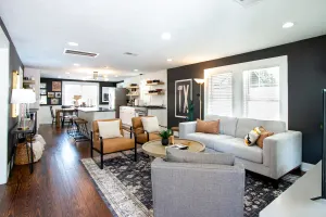 Image of LUXE Stay-2 King beds, walk to dine, coffee, shop