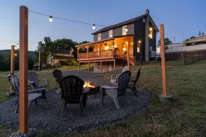 Image of Redwood Crossing