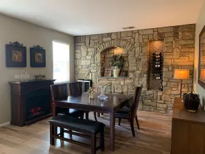 Image of Casa Cava. Work & Wine Lovers