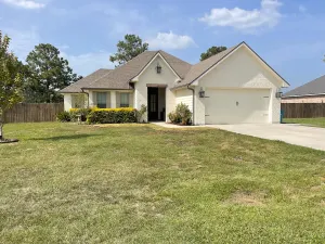 Image of Honeycomb 3 Bed 2 Bath/playground /park/ splashpad